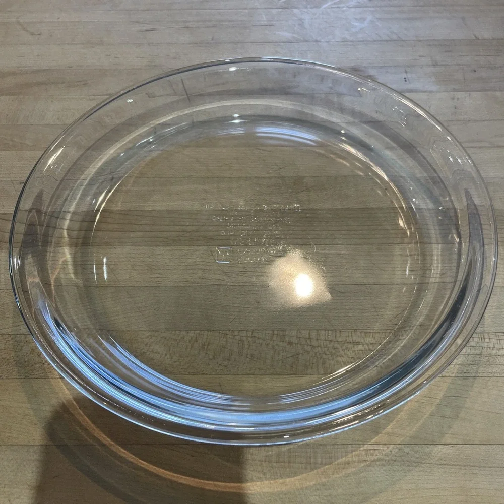 Vintage Anchor Ovenware Pie Plate - 9 inch .75 Quart Glass Ovenware set of 2 USA